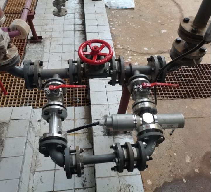 楚一測(cè)控乙腈含水量分析儀